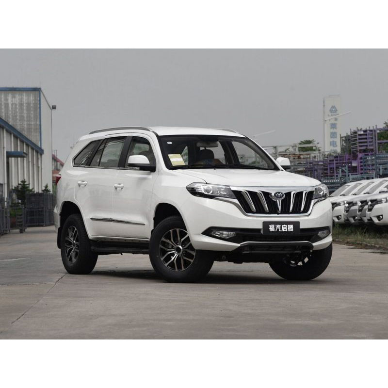 कीटन गॅसोलीन 7 जागा SUV